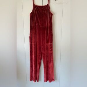 Super cute World Market stretch, velvet jumpsuit with pockets. S/M